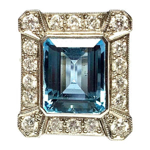 18 Carat White Gold Art Deco Aquamarine and Diamond Ring