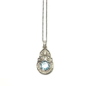 18ct White Gold Diamond and Aquamarine pendant