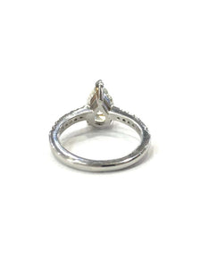 Pear Shape Diamond Single Stone Engagement Ring with Diamond Shoulders