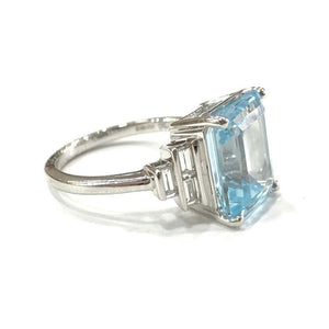 18 Carat White Gold Aquamarine and Diamond Ring